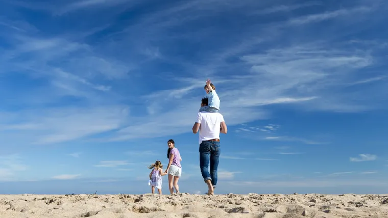Plan-a-family-vacation
