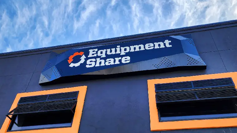 EquipmentShare rental machinery on a construction site